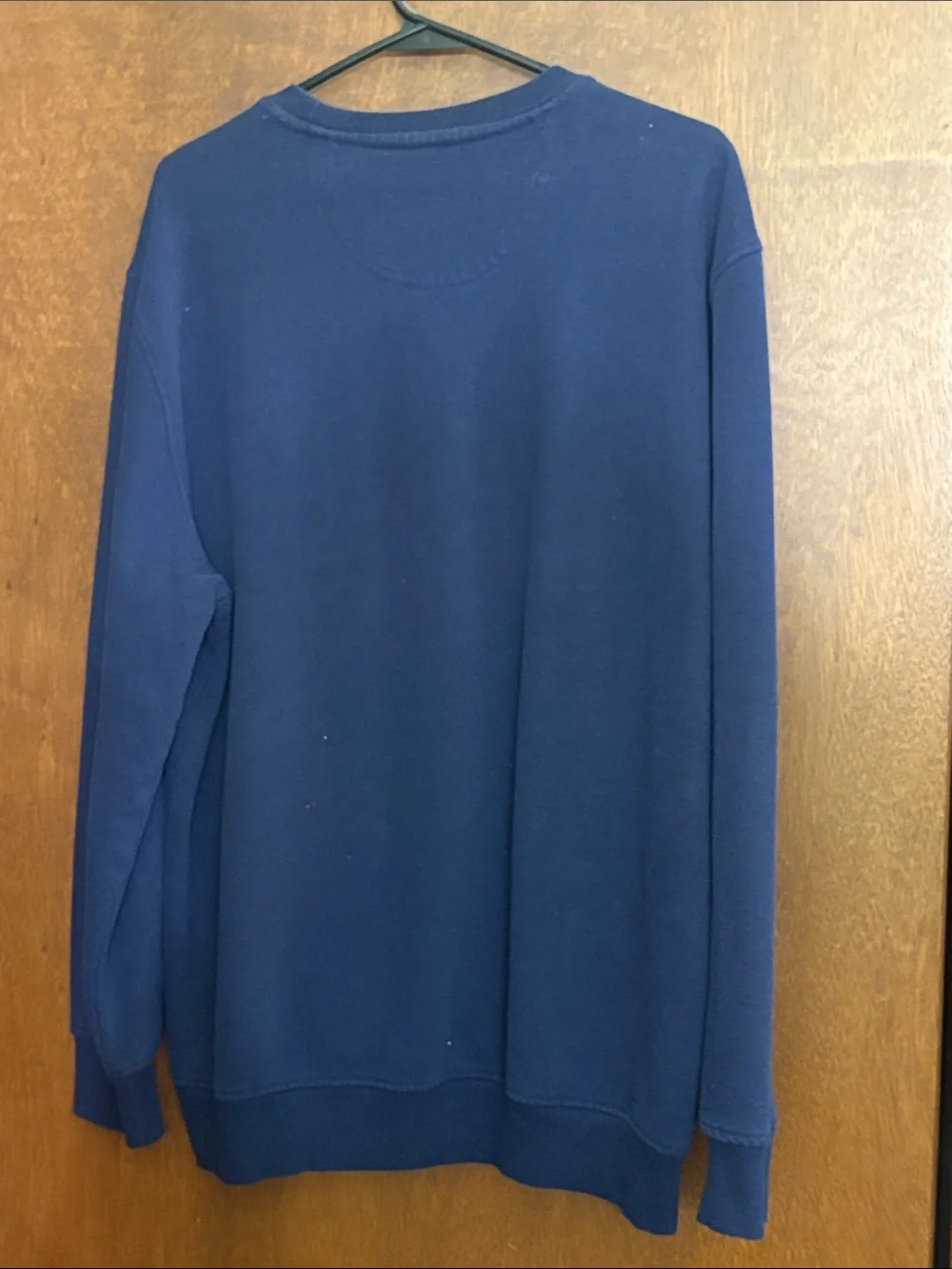 Izod comfortable crewneck